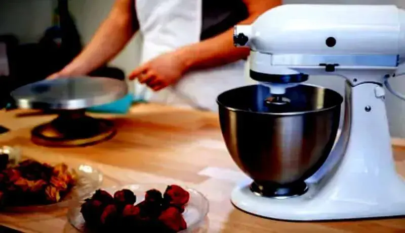 Qual é a melhor batedeira planetária? Veja 10 opções das melhores marcas Qual é a melhor batedeira planetária? Veja 10 opções das melhores marcas